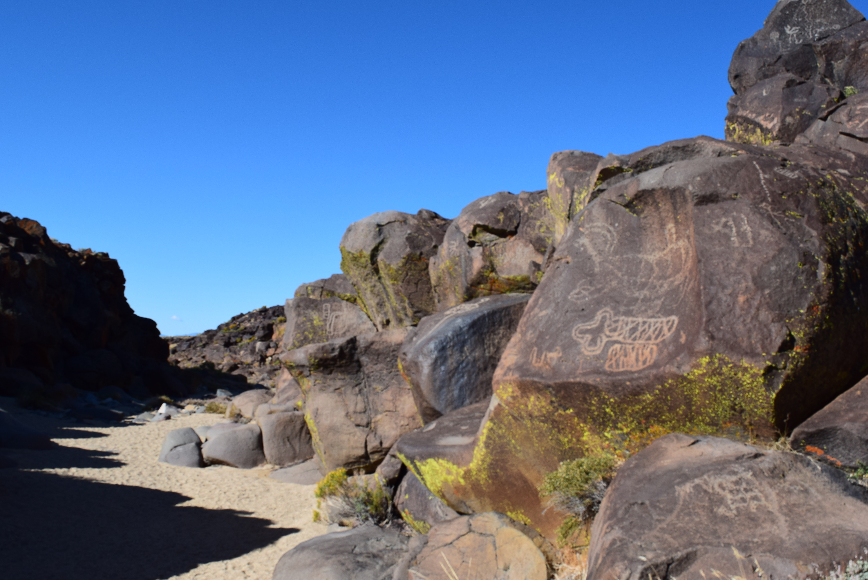 Rockin’ Rock Art: Mojave Desert Petroglyphs Are Worth a Visit